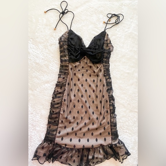 Black/Nude Lace Party Mini Dress - Picture 4 of 4